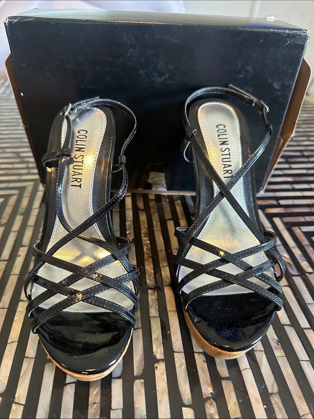 Colin Stuart Black Patent Strappy Platform Wedges 👠👠